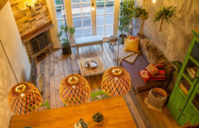 Balistyle guesthouse incl Hottub near Amsterdam and Haarlem